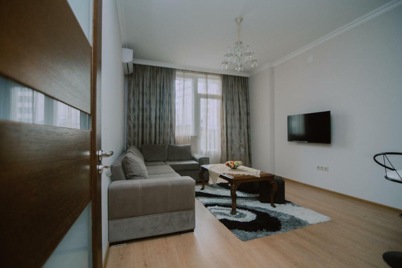 Giorgi Home Batumi Exterior photo